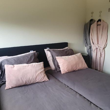 Een Klein Appartementje Zonder Keuken In Het Centrum Sleep At Hamtingh'S Гілваренбек Екстер'єр фото